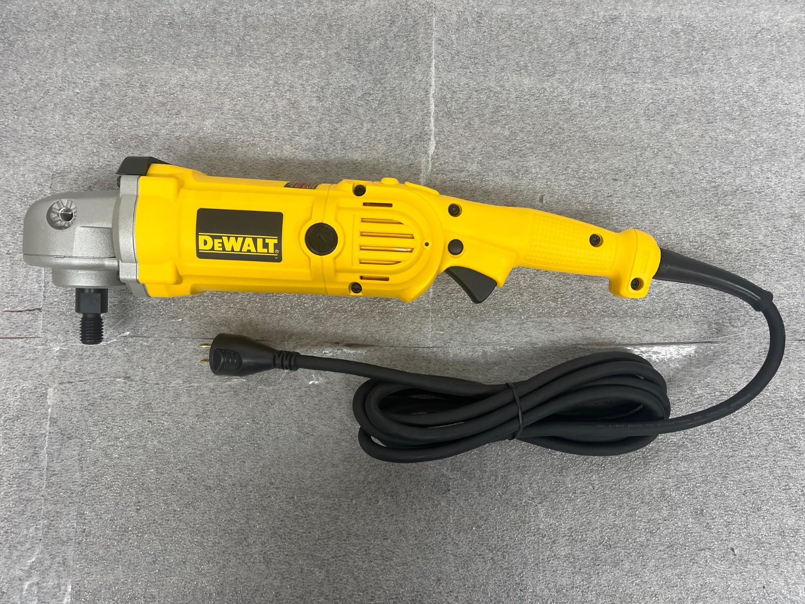 DeWalt DWP849  120V 12 Amp Variable Speed 7-9" Corded Polish