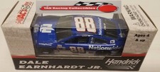 Dale Earnhardt Jr 2017 Lionel #88 Nationwide Insurance Darlington Chevy SS 1/64 