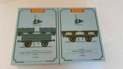 Hornby R40102 R60014 L&MR LMR Stephenson's Rocket 3rd Open & Flatbed Packs OO
