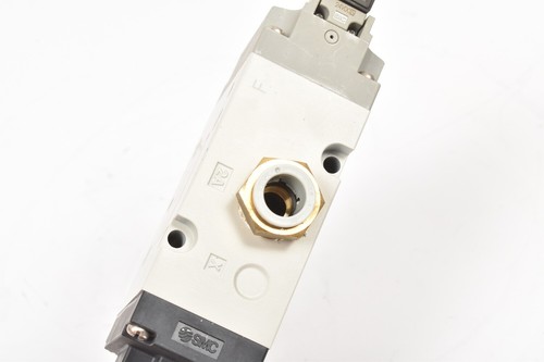 SMC VP742-5YZ1-04F-M-X536 Magnetventil & OMRON D4N-9B31 Endschalter - 24VDC - Gu - Bild 2 von 5