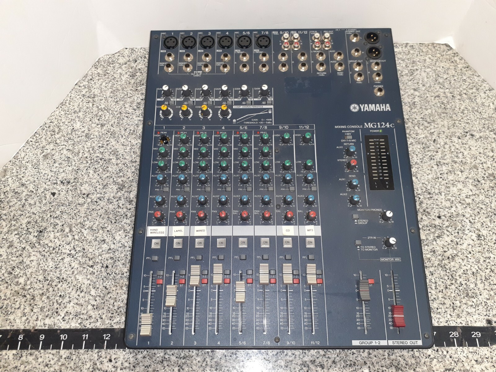 Console de mixage Yamaha MG124cx – NIGHT SYSTEM