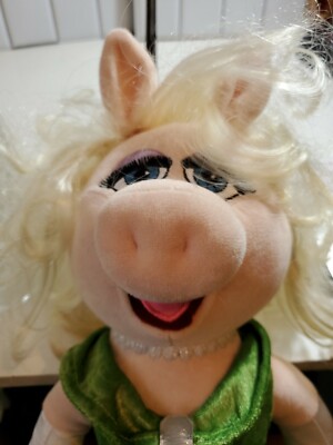 Miss Piggy 20" Green Gown Dress Plush Disney Store The Muppets Most Wanted  | eBay