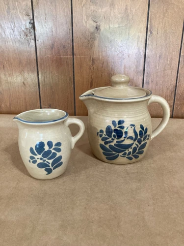 Vintage Pfaltzgraff Folk Art Tea Pot #550 & Pedestal Mug Grandmug Tea Cup Set