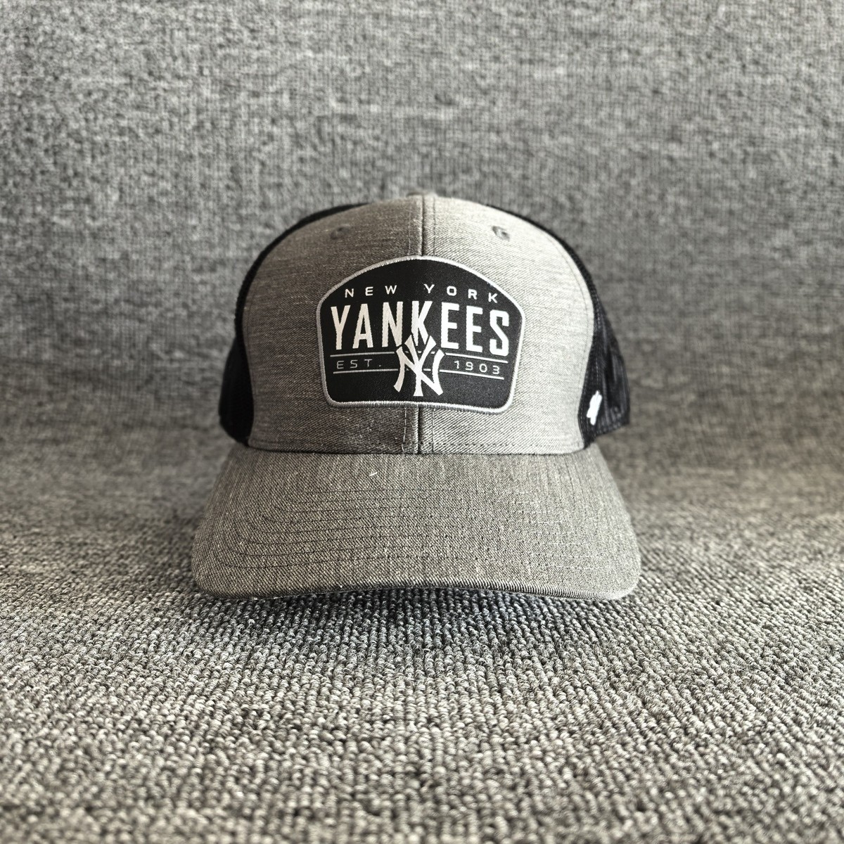 '47 Brand New York Yankees MLB Trucker Hat Gray Black Snapback Cap