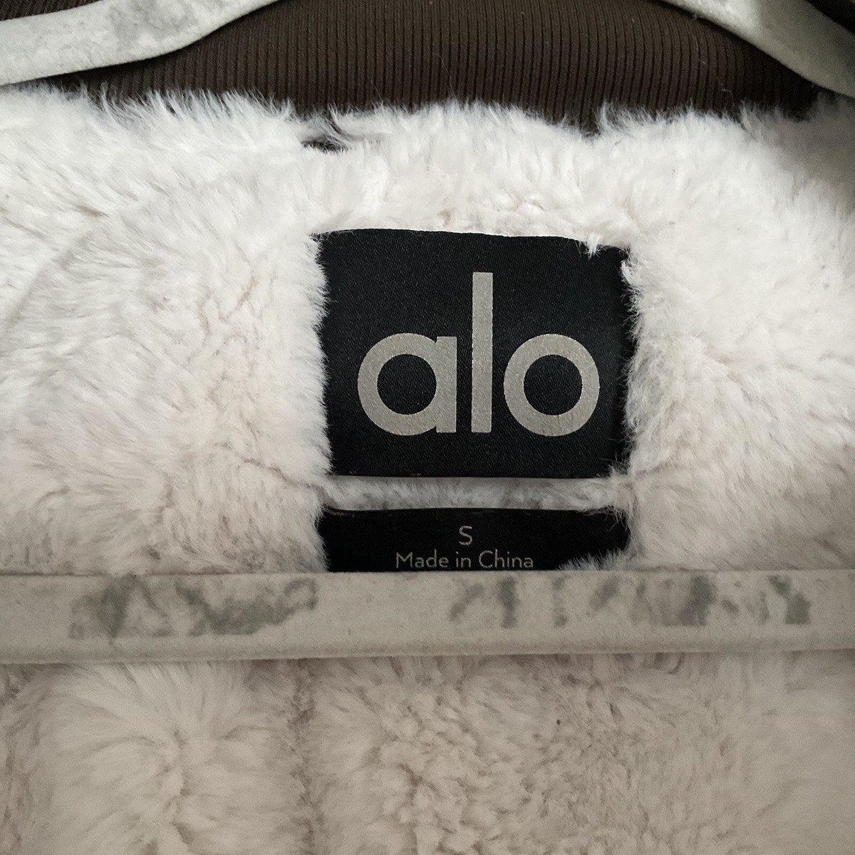 Alo Yoga Faux Fur Urbanite Bomber Espresso/Ivory S | eBay