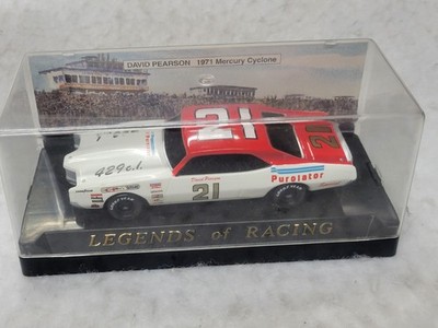 Legends of Racing David Pearson 1971 Mercury Cyclone #21 Stock Car
