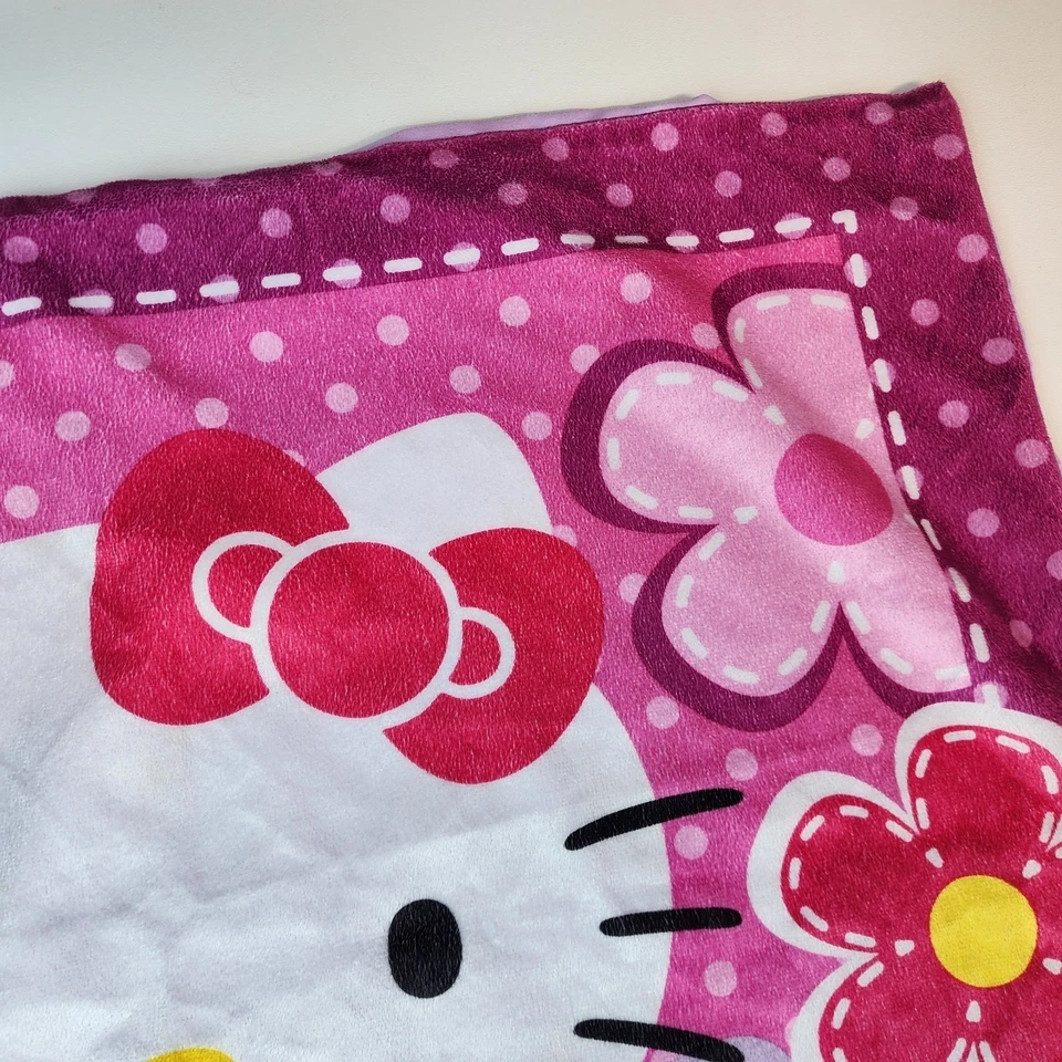 Funda de Almohada Sanrio Hello Kitty Tamaño Estándar 27x20 Rosa Flores Kawaii Niño 2013 Foto 4 de 4