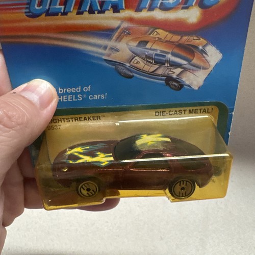 1983 Hot Wheels Ultra Hots Nightstreaker Predator #9537 Purple Crack On Bubble - Bild 4 von 12