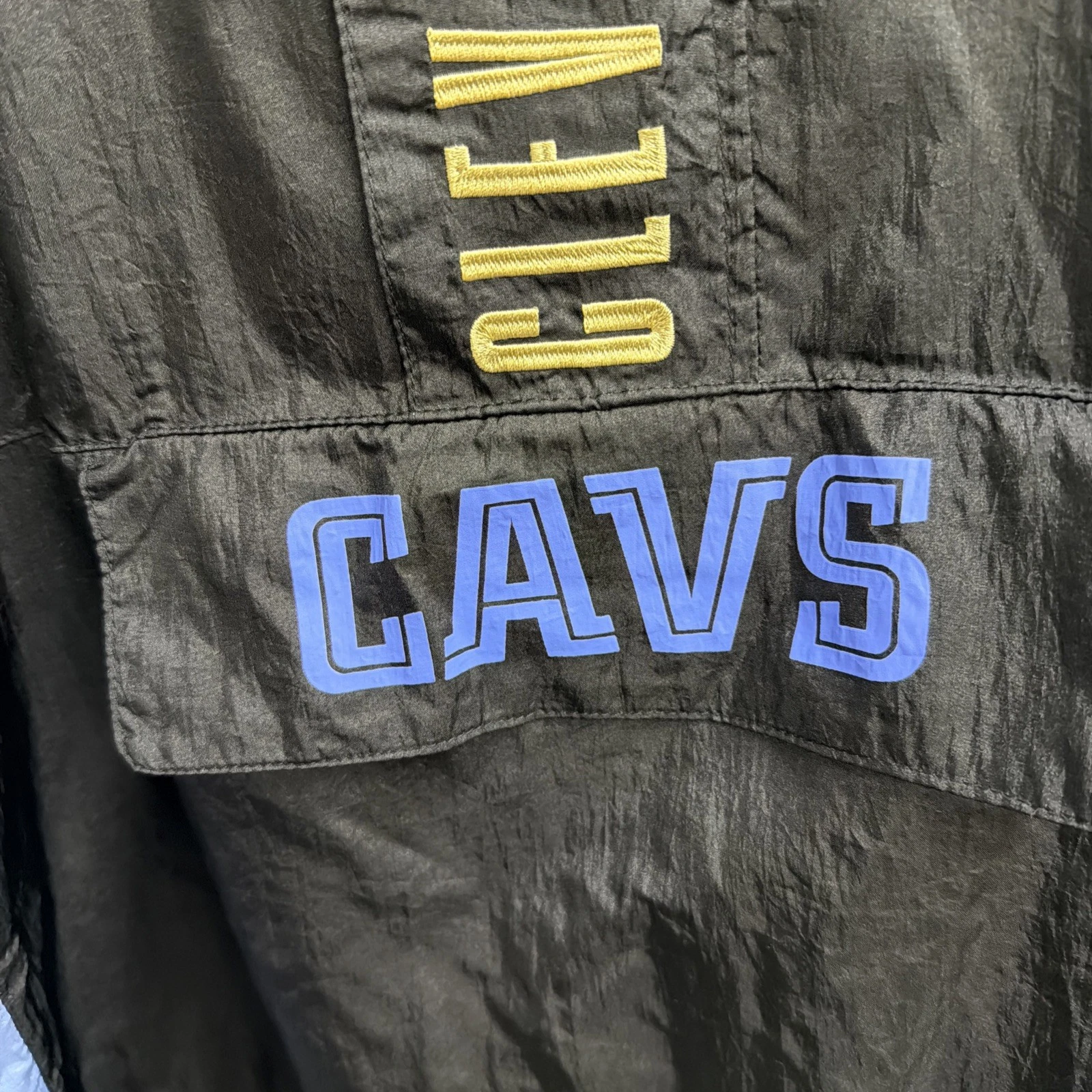 MENS MITCHELL & NESS NBA OG 2.0 ANORAK WINDBREAKER VINTAGE CAVALIERS XL Tall - product detail image 6
