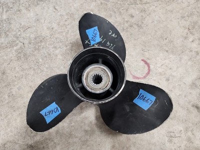 ALUMINUM 13 1/4'' X 17P SOLAS AMITA 3 PROPELLER, 3411-133-17, YAMAHA HUB, P10667