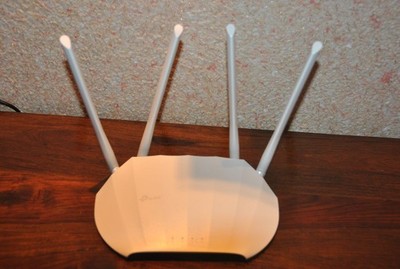 tp-link Wireless Accesspoint AX1800 Dualband Gigabit mit POE Adapter