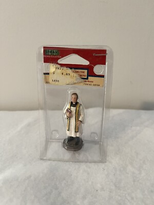 Lemax Christmas Village BRAND NEW OS2002   Reverend Smythe  #22616A