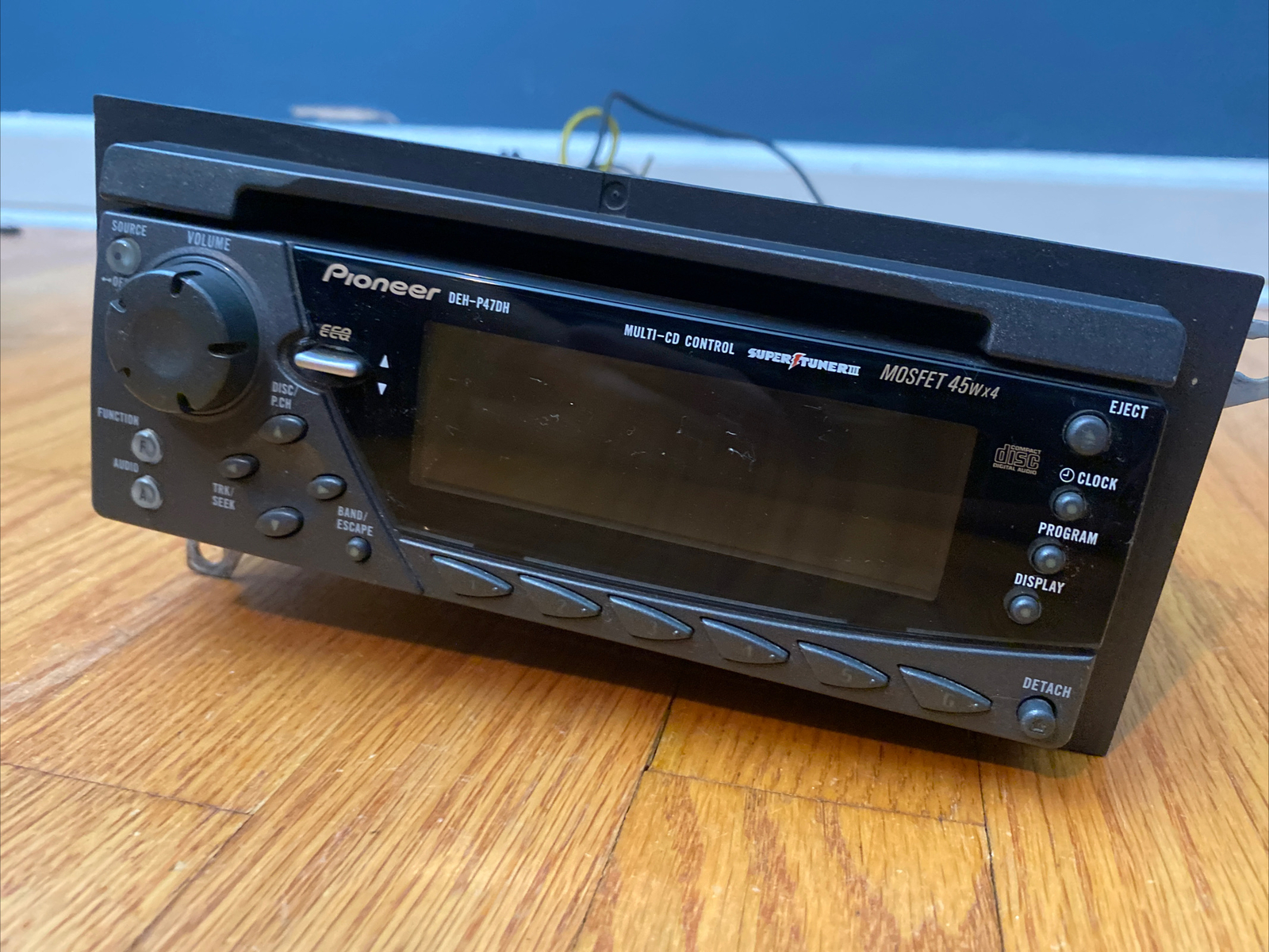 Pioneer DEHP47DH 1.5 DIN Stereo Radio/CD Player Removable Faceplate
