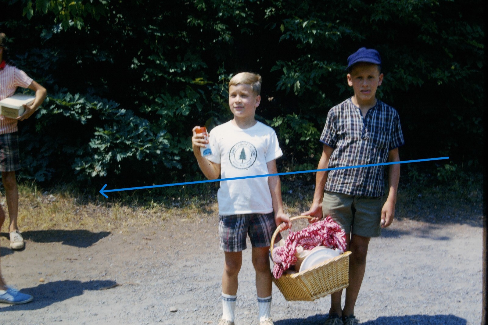 1966 8X 35mm Family Outing Picnic Lake New York Ford Country