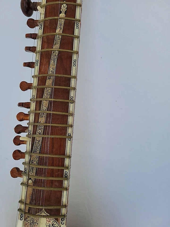 Vintage Prof. Sitar 50 años. antiguo, hecho por el fabricante de sitar más reconocido Foto 3 de 4