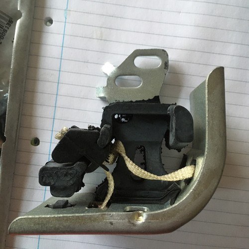 DG3 CSM812 Exhaust Mount Hanger Bracket For Renault Grand Scenic Mk2 - Picture 2 of 5
