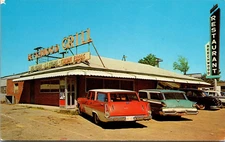 VICKSBURG, MISSISSIPPI - BEECHWOOD ROADSIDE GRILL - VINTAGE POSTCARD