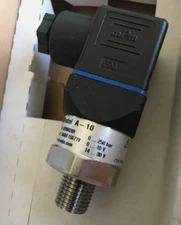 1pcs WIKA pressure sensor WIKA  A-10 0-250bar