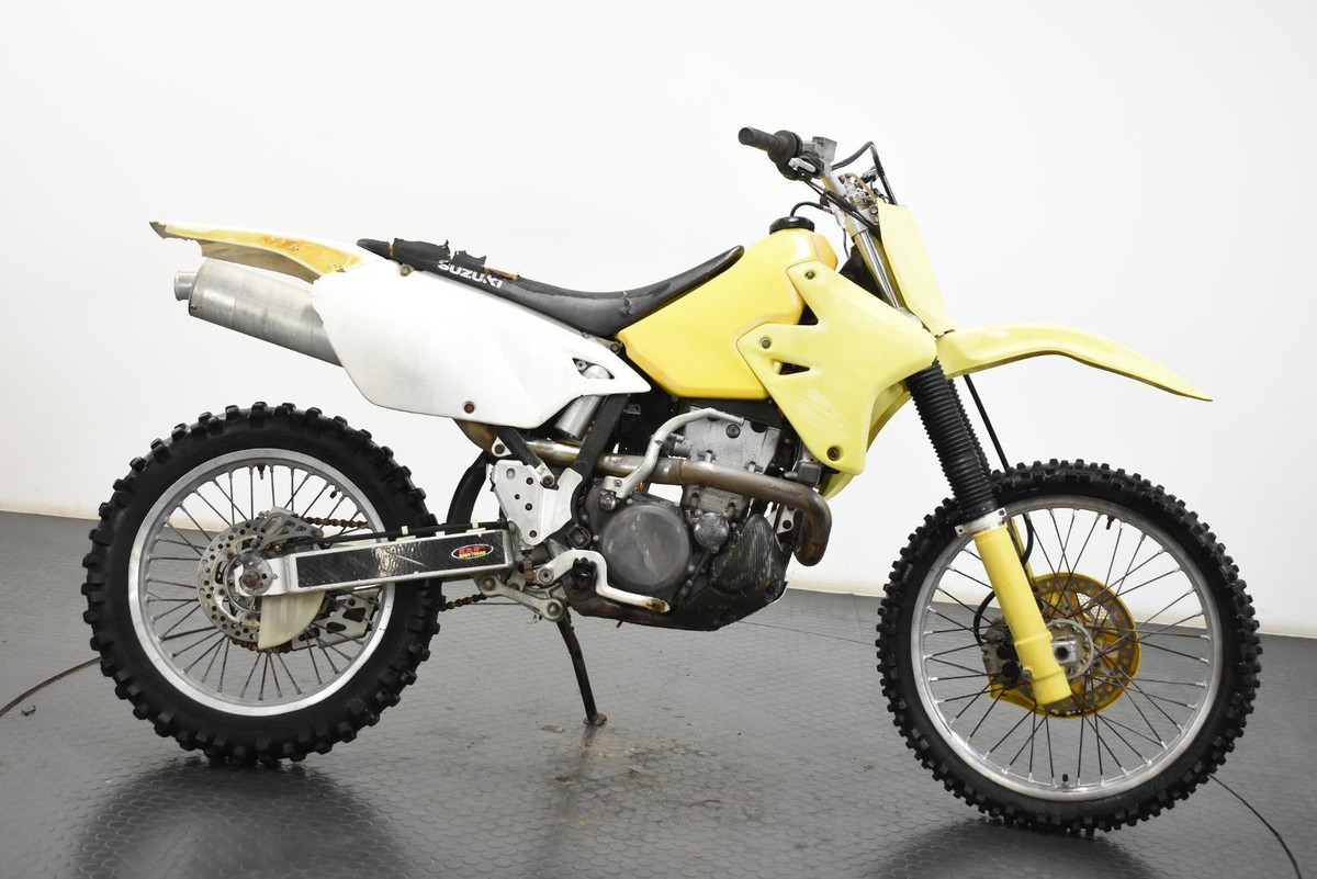 Enduro Dirt Bike Suzuki Drz 400 2007 2007 Suzuki DRZ 400E Boydo Shannons  Club, image size:1200x801