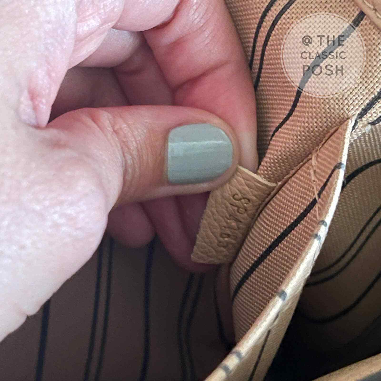 Foto 15 di 15