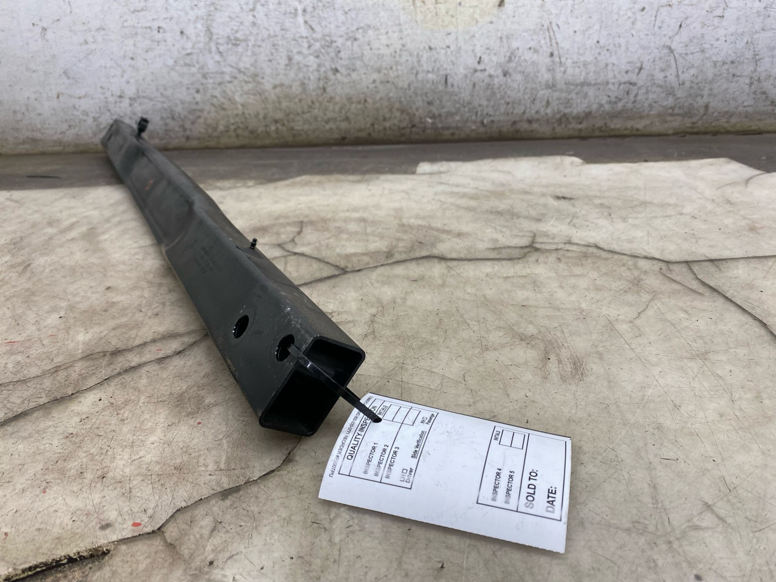 2015-2020 BENTLEY BENTAYGA OEM ENGINE BAY AIR FILTER MOUNTING BRACKET 36A802507A