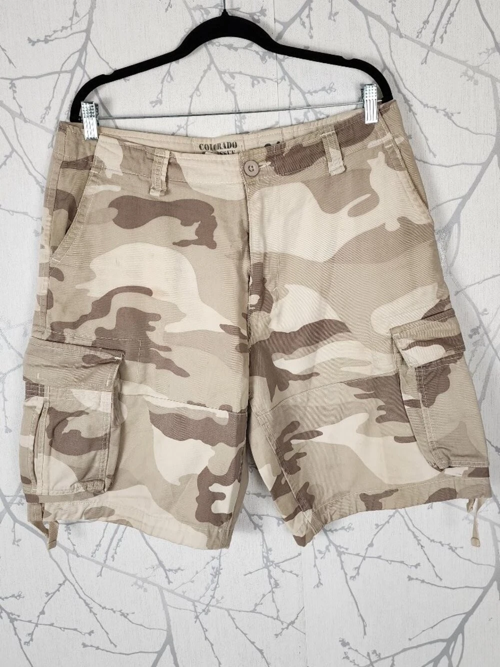 Colorado Std Issue Beige Camo Cotton Cargo Shorts | Men's 34