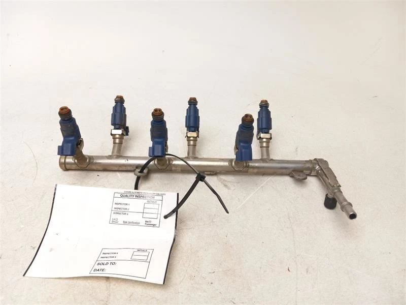 Cadillac CTS 2009 inyector de riel de combustible Foto 4 de 4