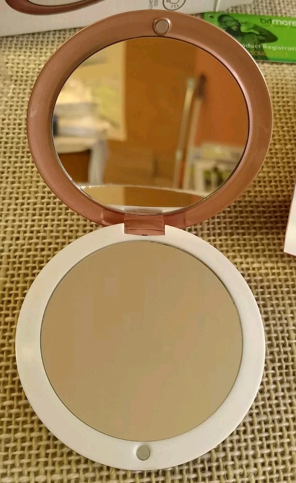 Specchio compatto illuminato Allure + power bank 3000mAh - perfetto per festival - Immagine 2 di 4