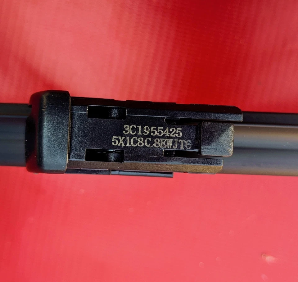 Genuine Front Windshield Wiper Blades 8W1998002 For 2017-2024 Audi A4 S4 RS4 B9 - Image 4 of 4