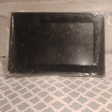Insignia 9 Screen Digital Picture Frame NS-DPF9G 16:9 Open Box Device Only