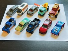 LOT OF 10 MINIATURE MINI DIECAST  PLASTIC TOY CARS VEHICLES TRUCKS