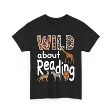 Books Reader Shirt, Wild About Reading Zoo Animals Lovers Women Men T-shirt 