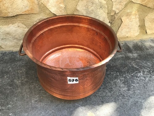 Contenitore in rame ideale come portavasi portapiante sbalzato e lavorato a mano - Foto 2 di 3