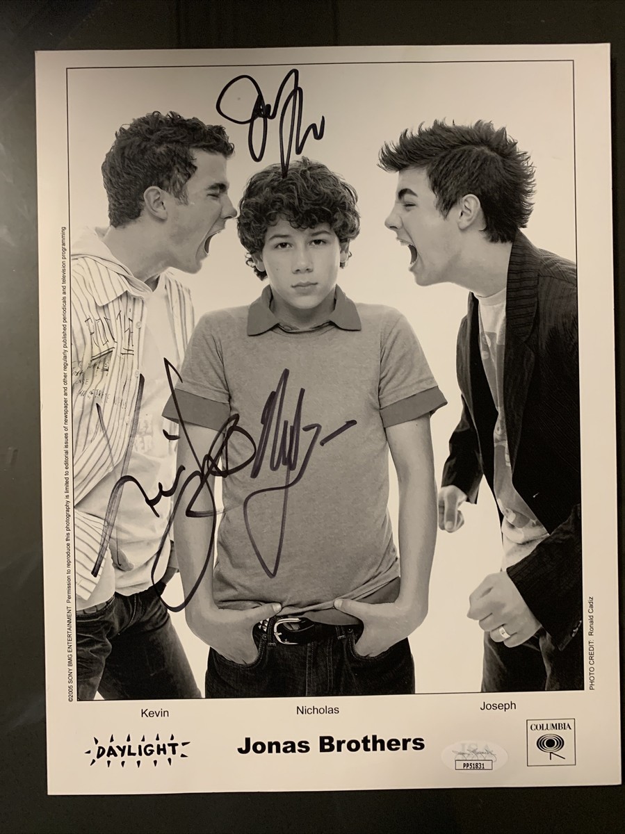 ニック・ジョナス直筆サイン入り写真…Nick Jonas…ジョナス・ブラザーズ Amazon.co.jp: ニックジョナス直筆サイン入り写真…Nick Jonas