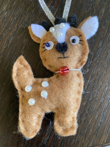 charming hand made decorated baby deer, bambi?, hanging decoration, for tree+ - Afbeelding 1 van 5