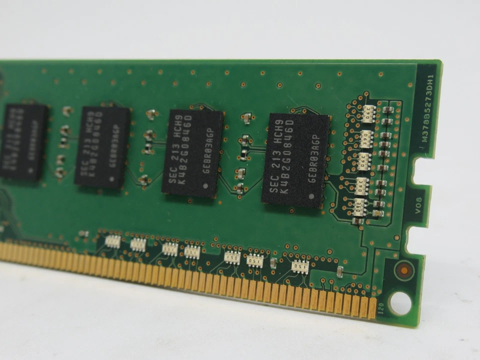 Samsung M378B5273DH0-CH9 SDRam Memory Module 4GB 1333MHz USED - Image 2 of 3