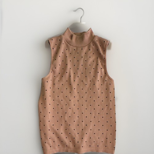 LC Rib-Knit Polka Dot Sleeveless Turtleneck Sweater Vest Beige/Black M/L