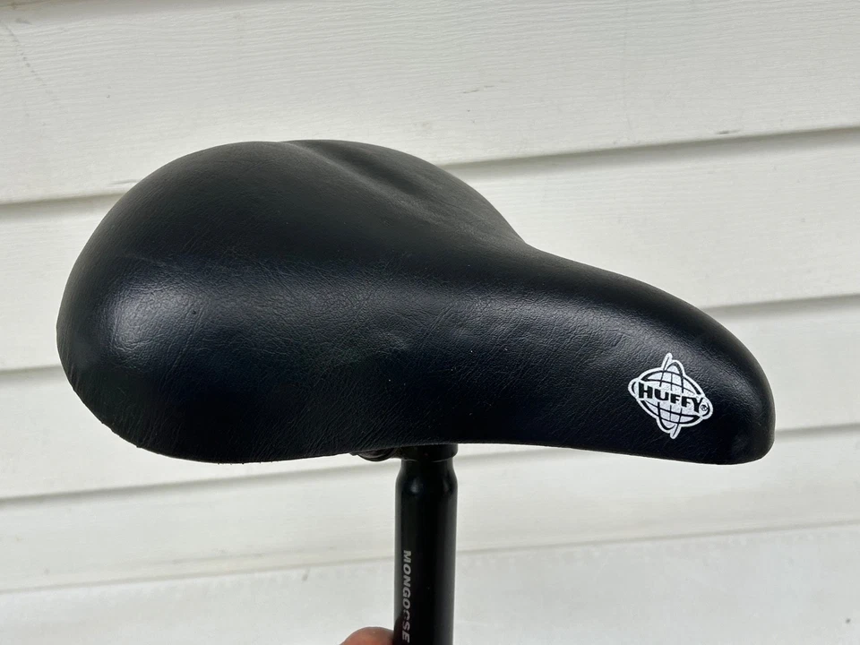 Huffy Wide Beach Cruiser Mountain Cruiser Road Bike X-Wide Seat W/ Post Black - Image 2 of 4