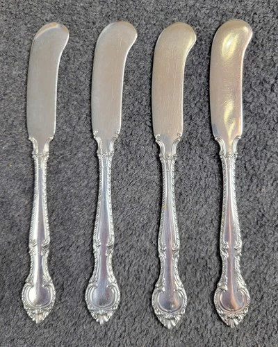 4 (four) Individual Gorham English Gadroon Flat Butter Knives Sterling Silver