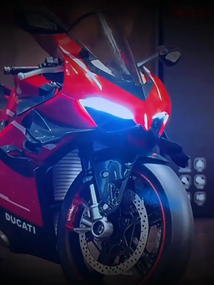 Ducatiダイキャストスプレー 1:7ドゥカティ V4 オートバイ合金モデル 1:7 Ducati V4s alloy motorcycle ignitable start spray simulation