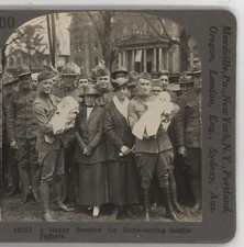 Happy Reunion for Home Coming Soldiers/Fathers WWI Keystone Stereoview c1915