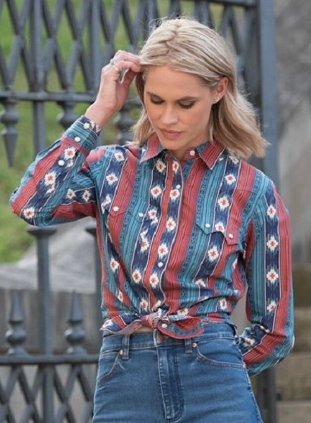 Wrangler Retro Womens Shirt Large Aztec Western Pearl Snap Orange