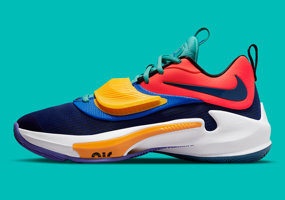 Мужские кроссовки Nike Zoom Freak 3 AntetokounBros Giannis Greek Multicolor DA0694-601