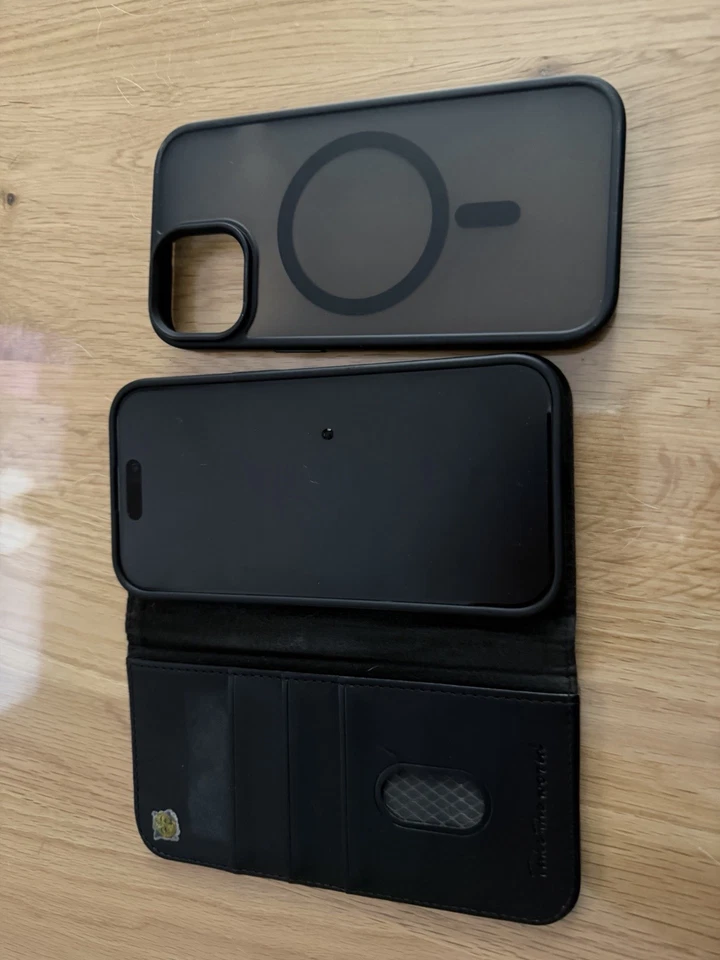 Apple iPhone 15, 128GB Schwarz ohne Simlock hervorragender Zustand - Bild 3 von 4