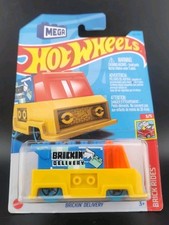 2023 HOT WHEELS #58 - Brickin? Delivery Yellow 'Lego' Bricks Brick Rides