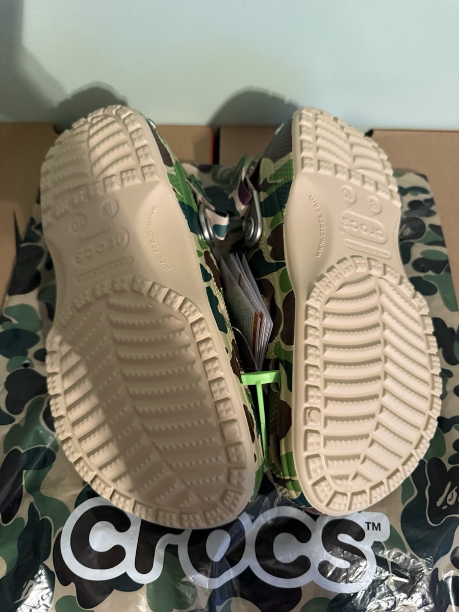 Size 8M - A Bathing Ape / BAPE x Crocs Clog ABC Camo Green Size 8M - A Bathing Ape / BAPE x Crocs Clog ABC Camo Green