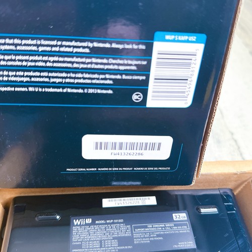 Nintendo Wii U Mario & Luigi Deluxe Set Complete in Box CIB Matching Serials - Picture 5 of 15