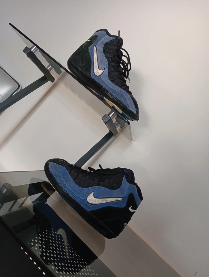 Nike Blue Takedown 96 💙 Sz 7 Wrestling Shoe - Image 2 of 4