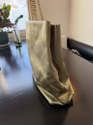 #ad #ad PRADA $550.00