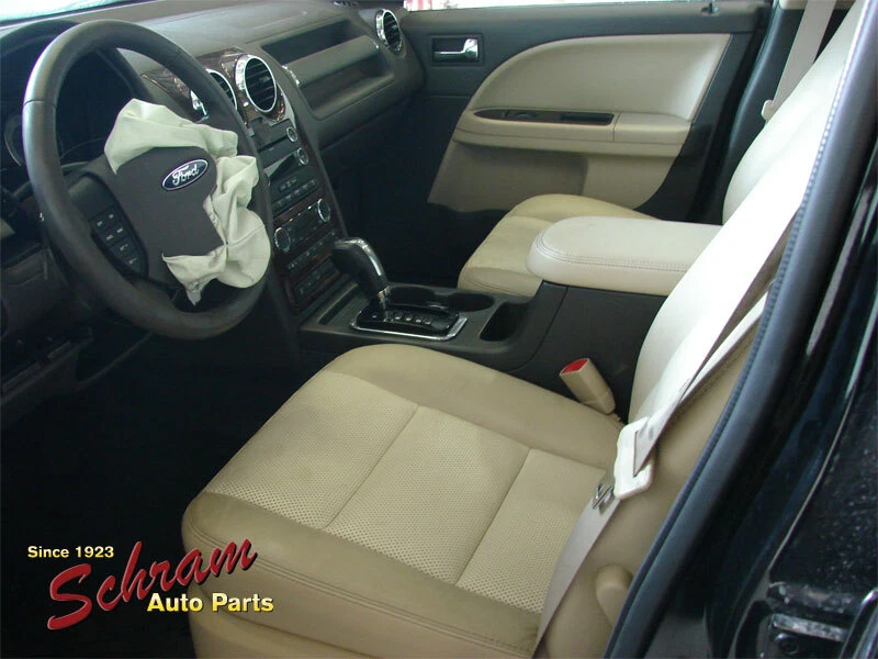 VISEIRA SOLAR PARA MOTORISTA ILUMINADA SEM ABRIDOR DE PORTA DE GARAGEM SERVE 08-09 SABLE 1115643 - Imagem 4 de 4